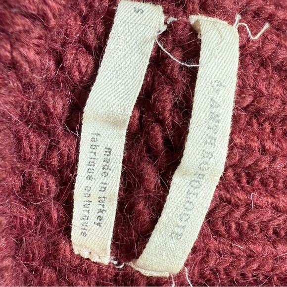 By Anthropologie Women’s Cropped Wine Cable-Knit Sweater Garnet Puff Sleeve S - Picture 5 of 8